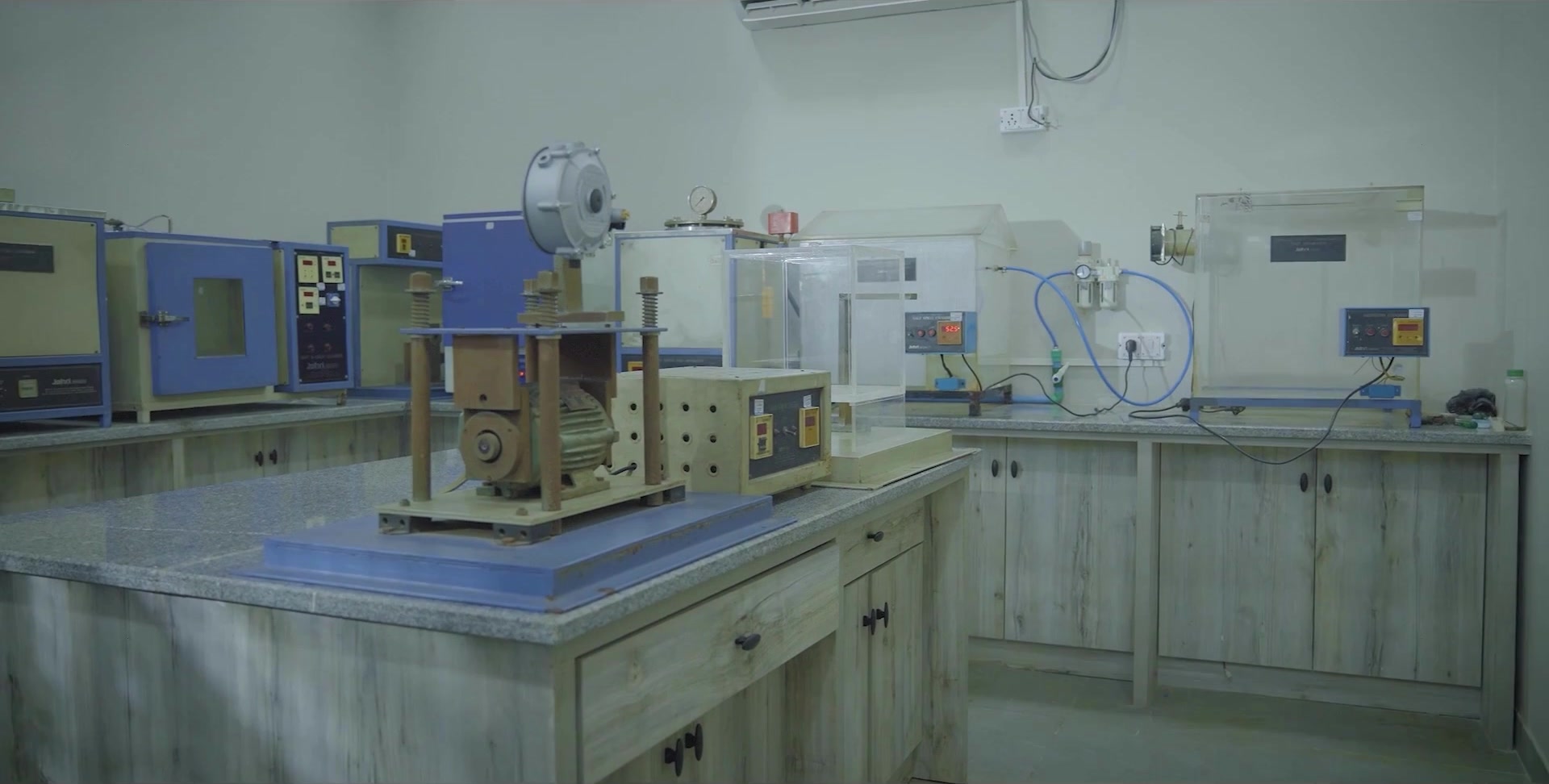 MIJO test laboratory and validation equipment